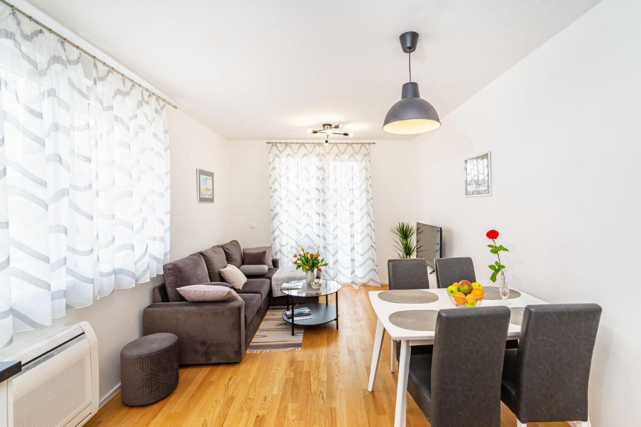 Ap Stella, Center Of Zadar, 2Br, Parking Apartment Bagian luar foto