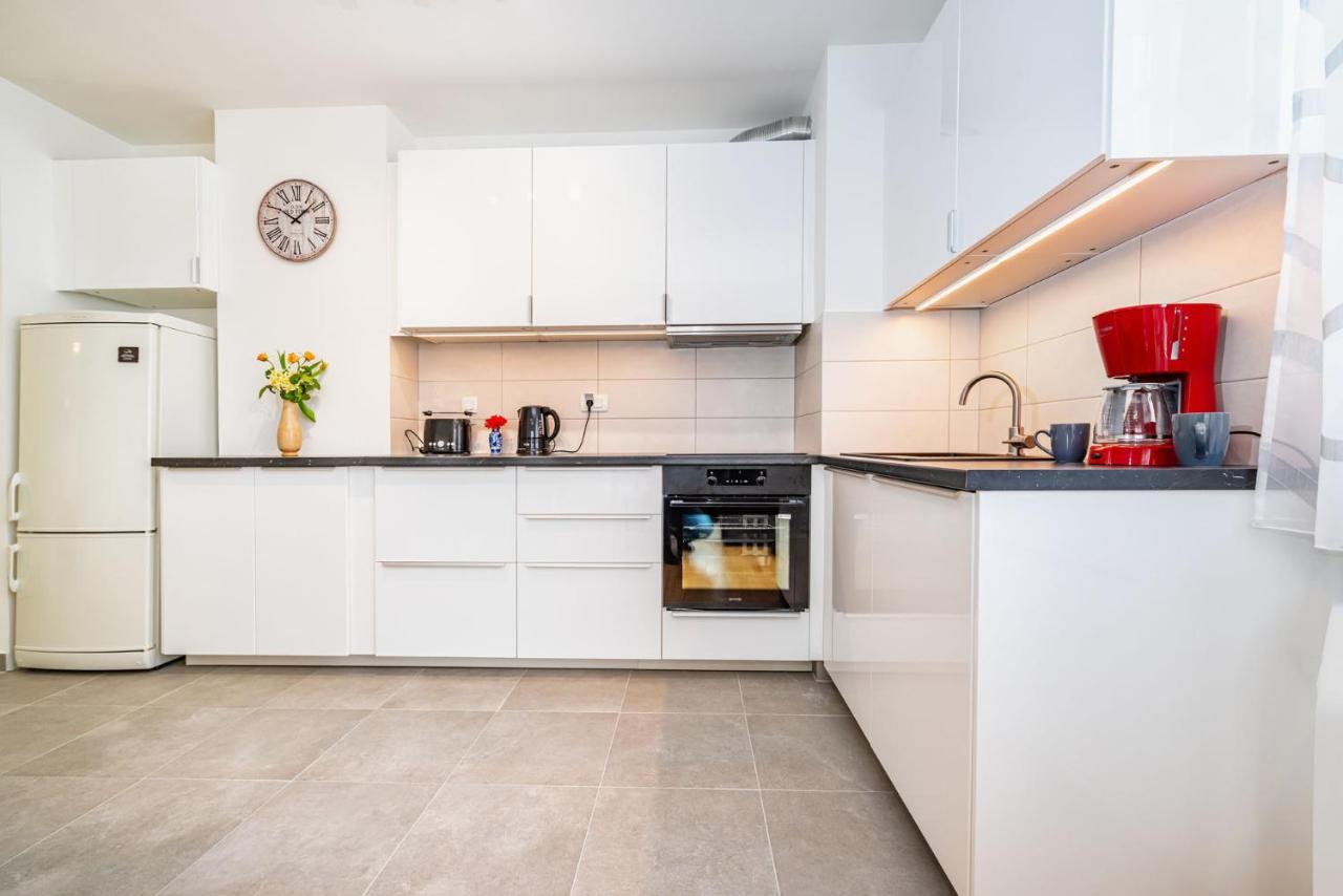 Ap Stella, Center Of Zadar, 2Br, Parking Apartment Bagian luar foto